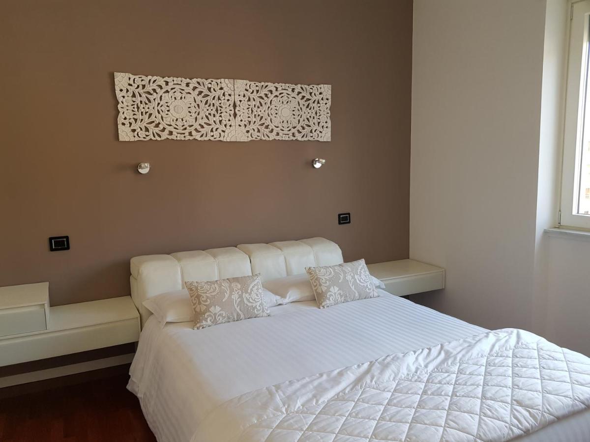 B&B Stefani Salerno Luaran gambar