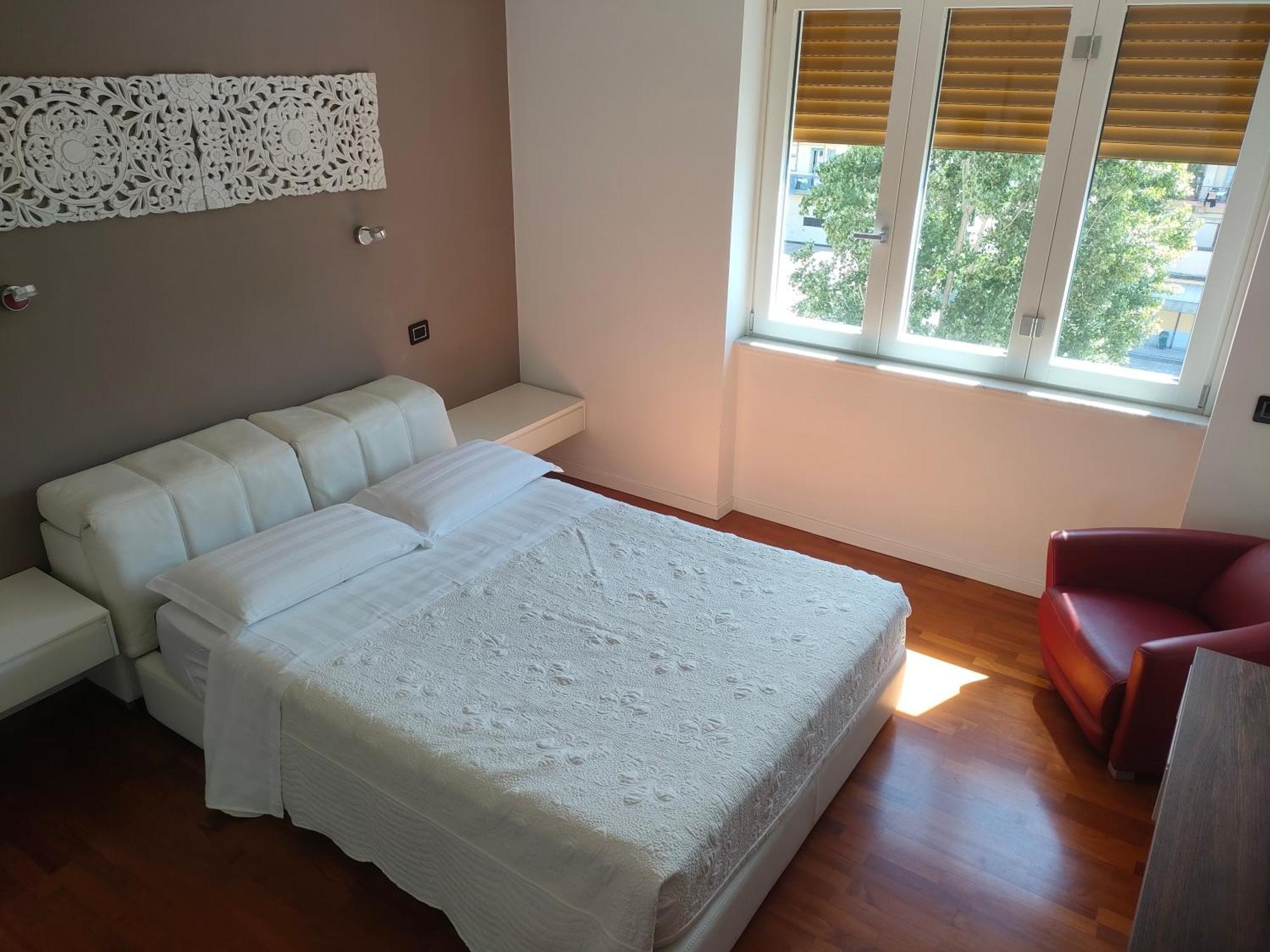 B&B Stefani Salerno Luaran gambar