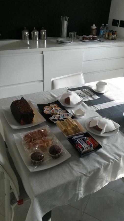 B&B Stefani Salerno Luaran gambar